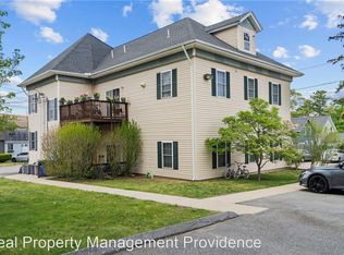 1 River St APT 1A, Riverside, RI 02915