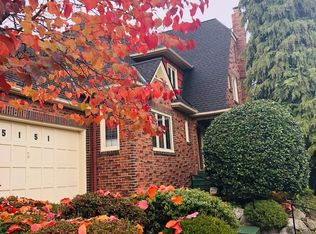 5151 SW Hudson St, Seattle, WA 98136