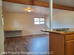 6520 Spencer Ln UNIT B, Clinton, WA 98236