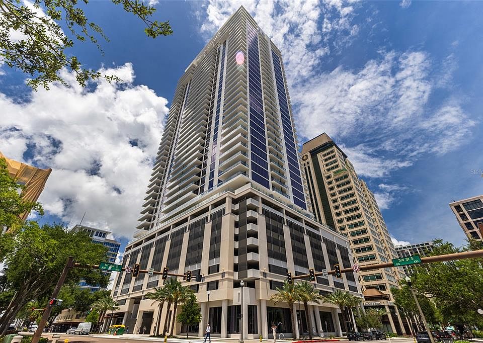1st image of 275 1ST AVENUE S #3908