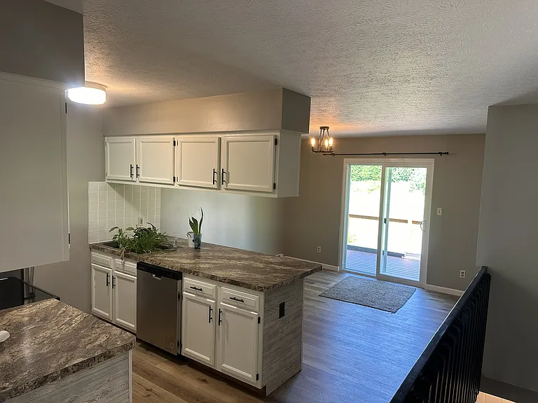 3743 Ranfield Rd — Photo 4