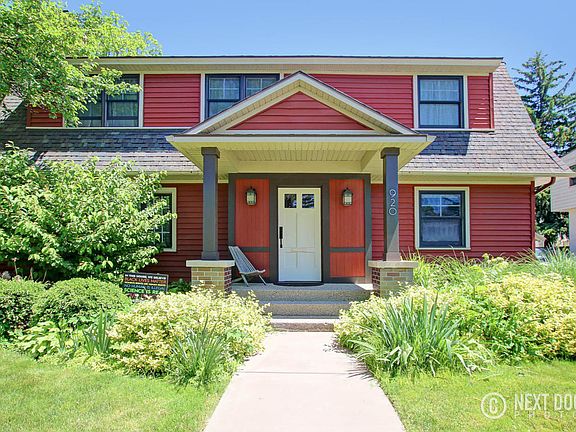 2nd image of 920 Lakeside Dr SE