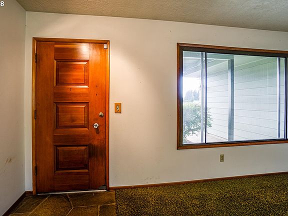 3rd image of 12215 NE 87th Ave