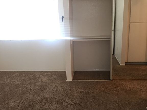 3rd image of 4465 48th St APT 4
