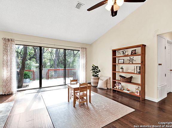 5th image of 13907 Rocky Pine Woods St