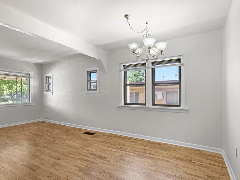 4326 N Clay St — Photo 10