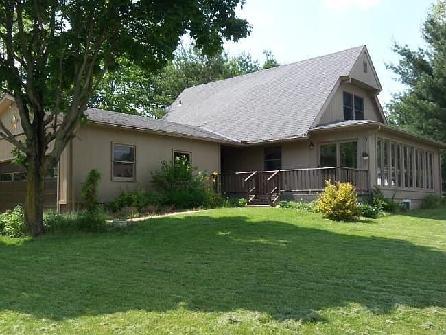 1st image of 36 Applegrove Ct