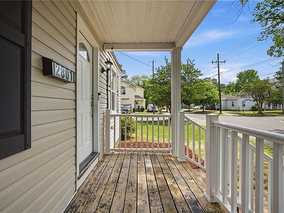 5th image of 2801 Dunkirk Ave