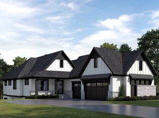 107 Spring Farm Ln, Saint Paul, MN 55127