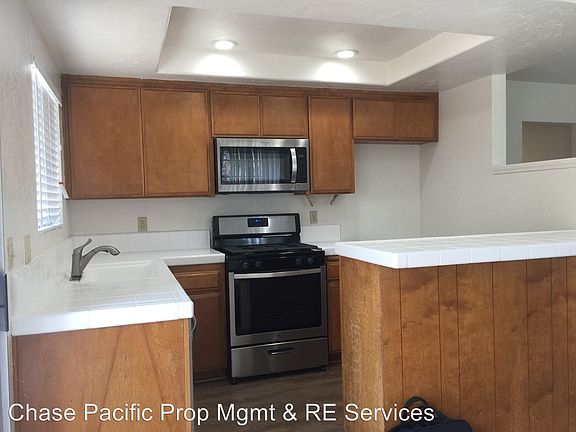 3rd image of 550 E 10th Ave APT 1
