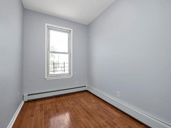 4th image of 66-18 75th St Floor 2
