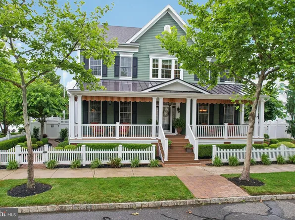 1131 Lake Dr E, Trenton, NJ 08691