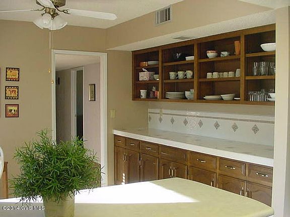 4th image of 1318 N Paseo De Golf