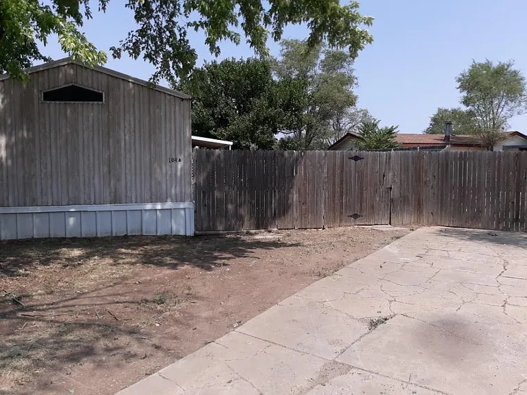 104 Loma Linda Ln #A — Photo 14