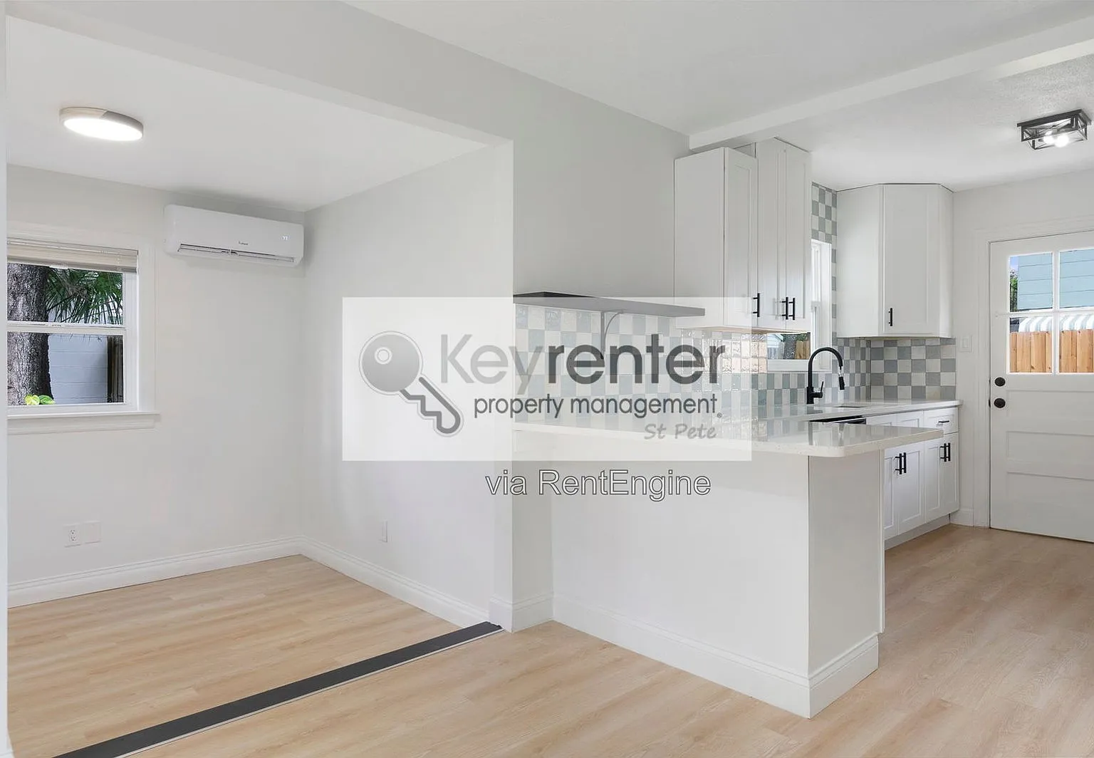 2 bed, 1.0 bath, 600 sqft, $1,995 — Photo 2