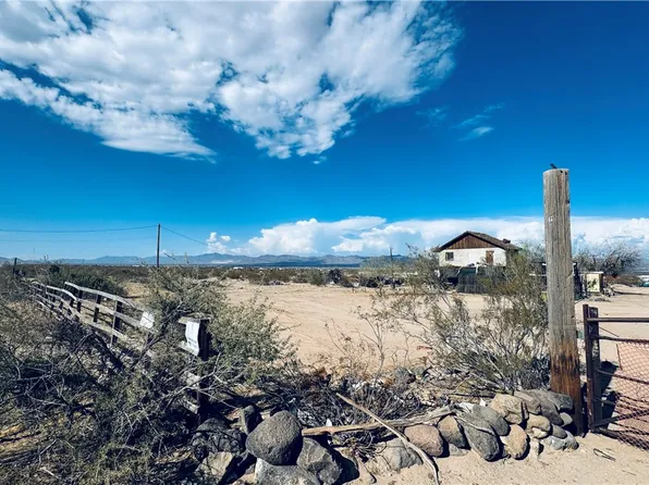 2724 S Jade Road, Golden Valley, AZ 86413