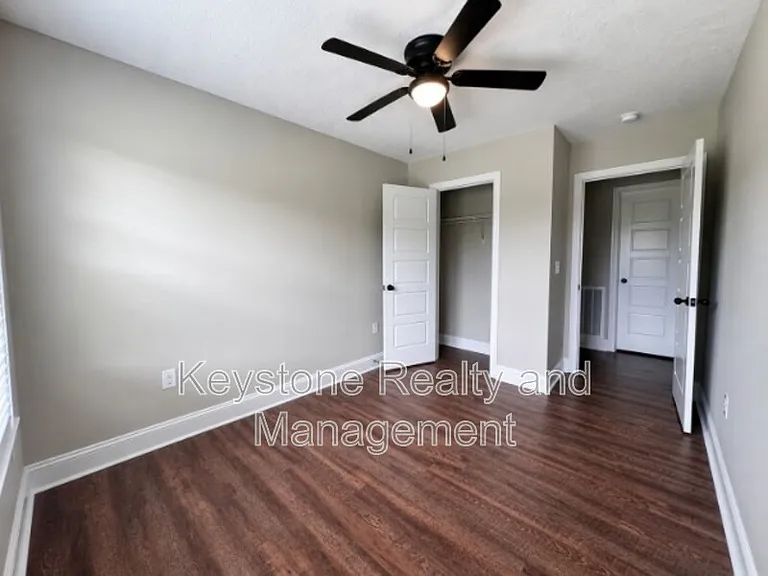 146 Village Dr — Photo 9