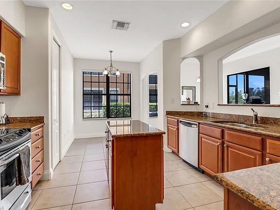2nd image of 1280 Verde DR #3901