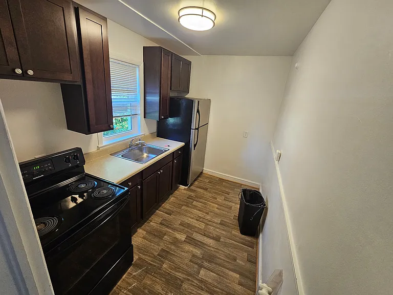 2900 Clearview Ave #1 — Photo 15