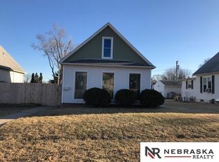 3707 V St, Omaha, NE 68107