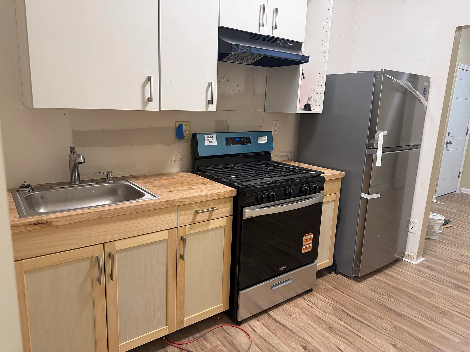 2 bed, $2,000 — Photo 1