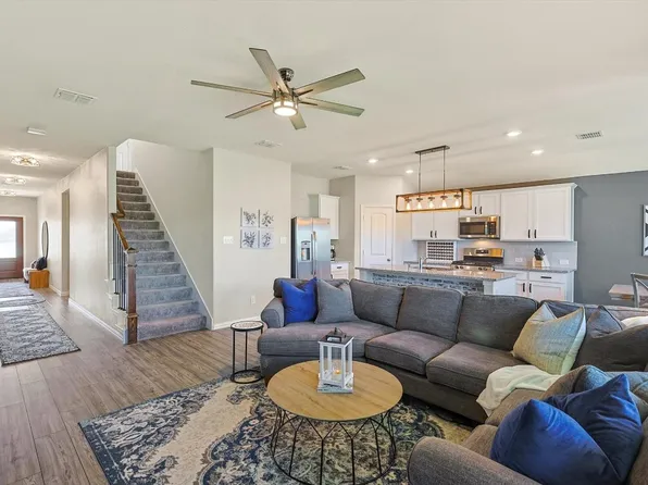 1720 Adams Dr, Little Elm, TX 75068