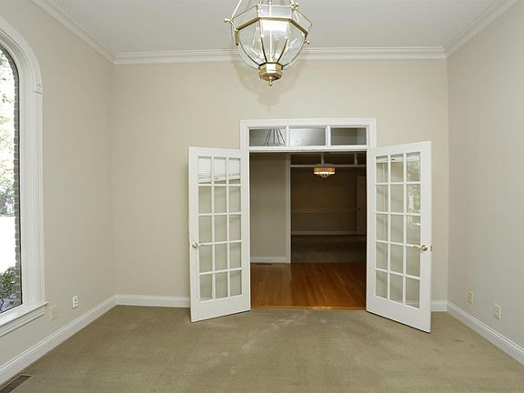5th image of 2009 Wyndamere Ln