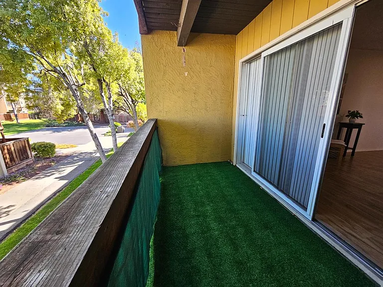 1060 Oak Grove Rd #37 — Photo 7
