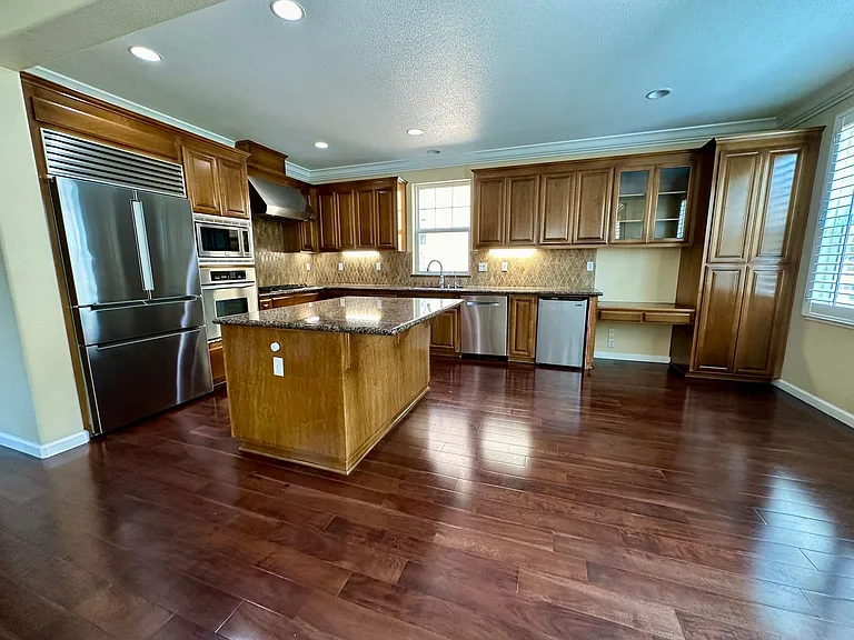 4397 Rivermark Pkwy — Photo 4