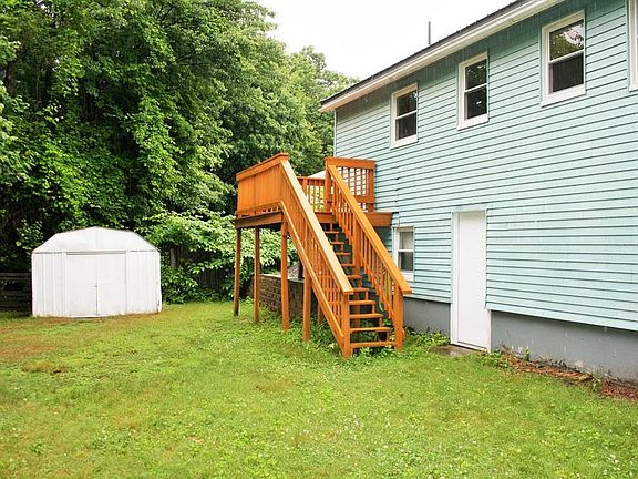 2nd image of 10 Wildwood Dr