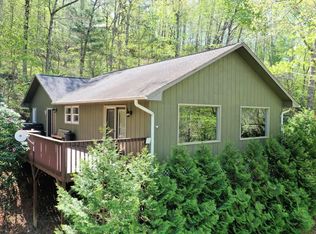 373 Fox Trace Dr, Sylva, NC 28779