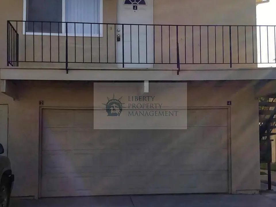 2141 Palisade Ave #4