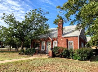 1625 Main St, Matador, TX 79244