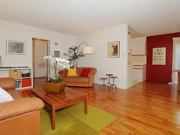 2nd image of 1512 Harvard St APT 1