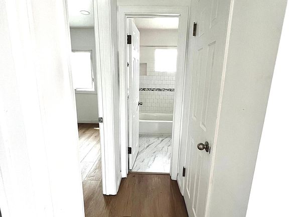 3rd image of 1826 12th St #3