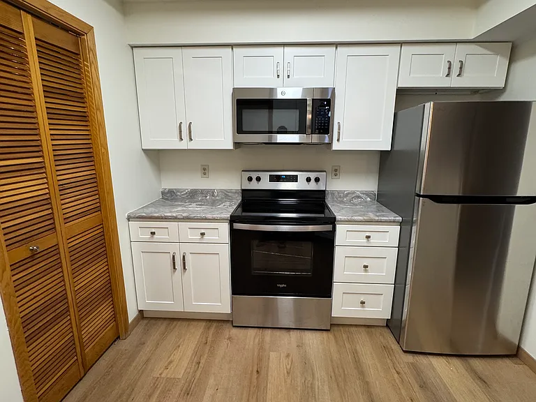 18142 Settlers Way — Photo 1