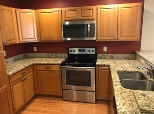 1075-1077 Milford Dr APT 2B, Bethel Park, PA 15102