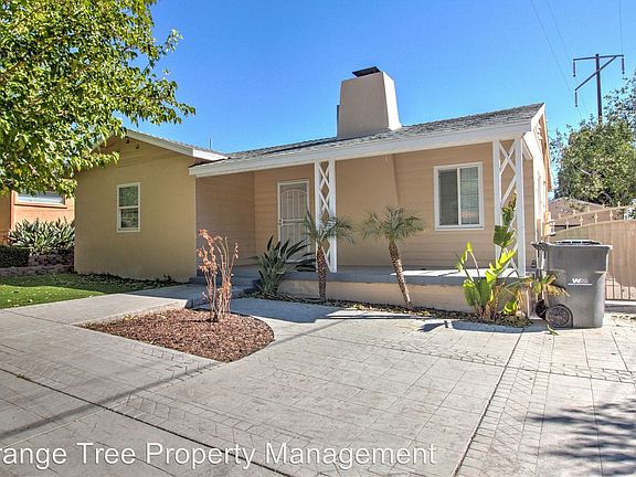 3rd image of 1212 N San Gorgonio Ave