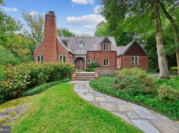 1212 Woodside Pkwy, Silver Spring, MD 20910