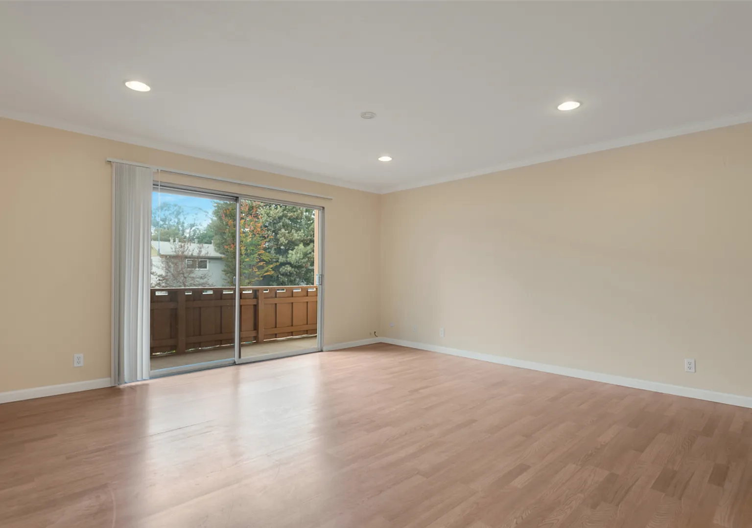 Stanford Garden Apartments — Photo 2