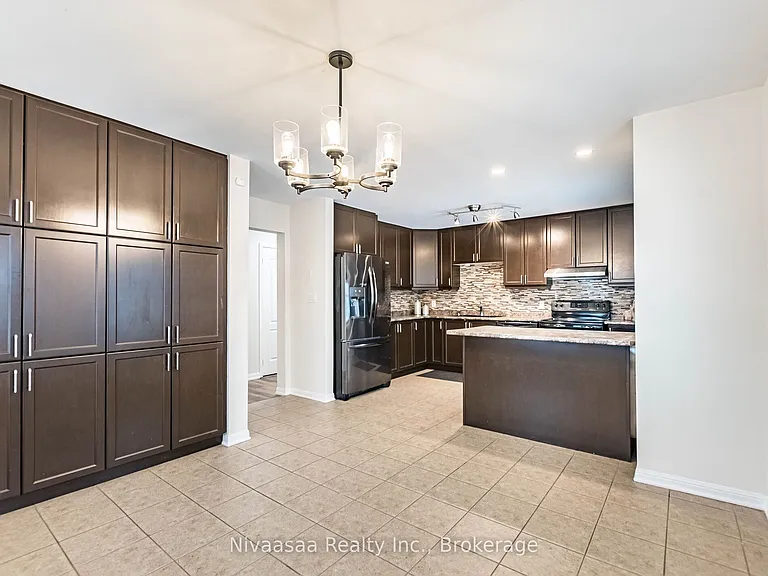 18 Betterton Cres — Photo 20