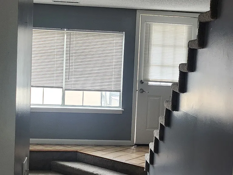 2613 W Ridge Ct — Photo 5