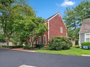 2085 Cobblestone Ln, Reston, VA 20191