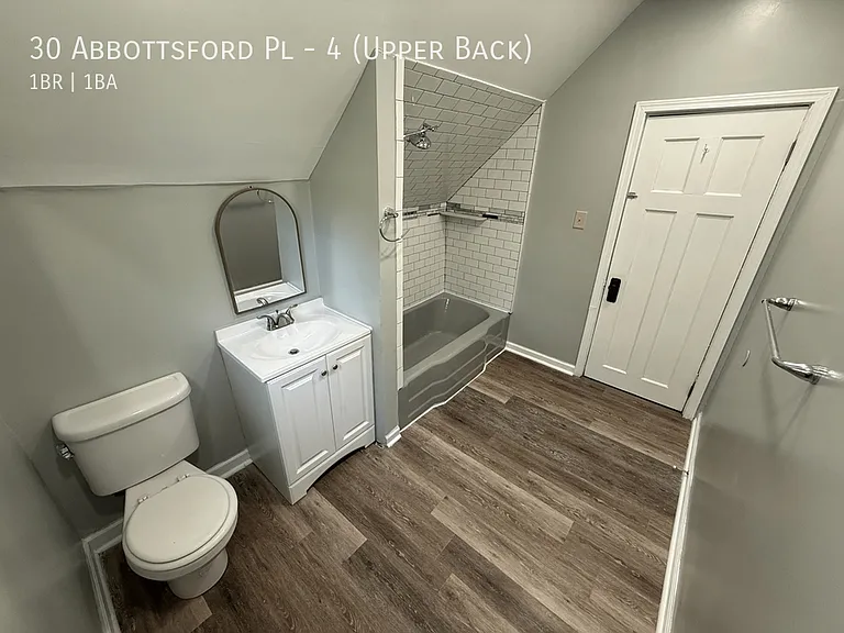 30 Abbottsford Pl #4 — Photo 8
