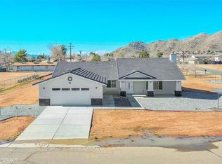 15688 Winnebago Rd, Apple Valley, CA 92307