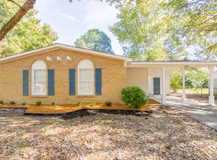 8106 Elmbrook Dr, Southaven, MS 38671