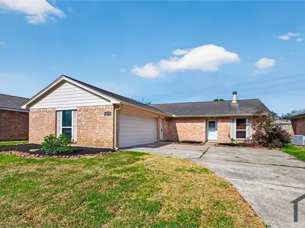 11611 Bonaparte Dr, Cypress, TX 77429