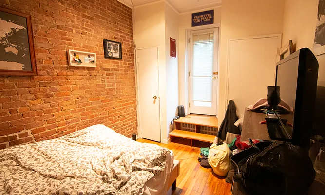 Rented by Corcoran | media 19