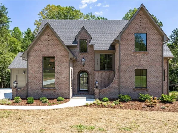 568 N Bunker Hill Rd, Oak Ridge, NC 27310