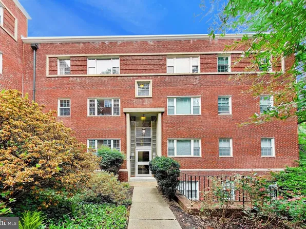 1322 Fort Myer Dr APT 924, Arlington, VA 22209
